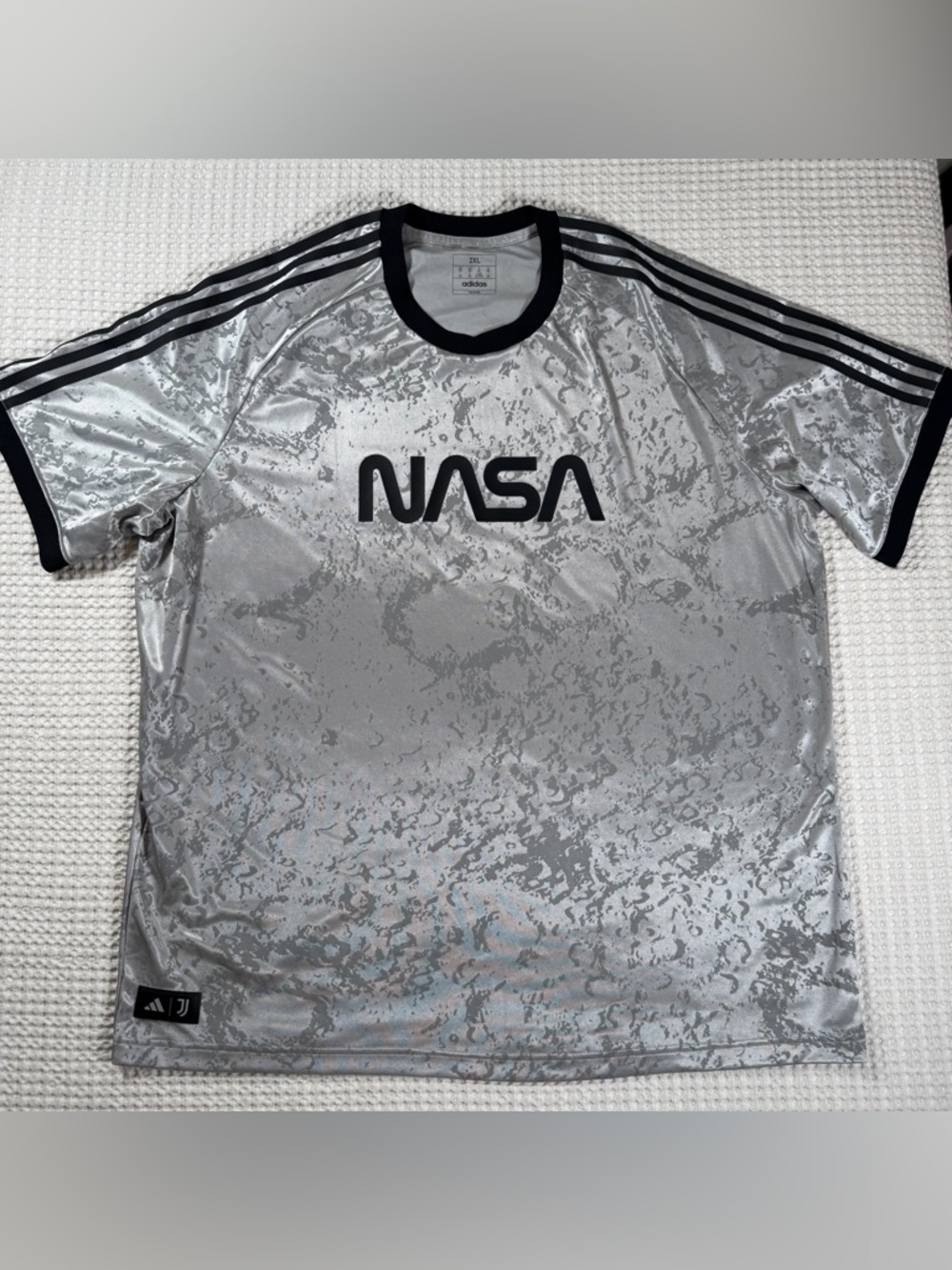 Adidas NASA Juventus Soccer Jersey Mens Size XXL Gray Black Graphic Tee
